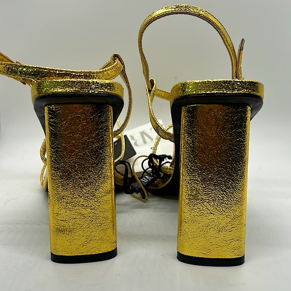 Zara Sexy Dazzling Gold Strappy Stiletto Heels Shoes **Size 40/US Size 9**🔥🔥 - Picture 4 of 7
